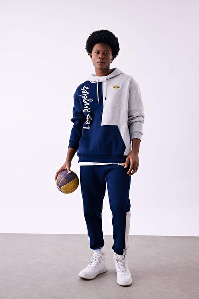 DeFacto Defactofit Nba Los Angeles Lakers Comfort Regular Fit Comfortable Fit Hooded Sweatshirt with Pockets A7207Ax