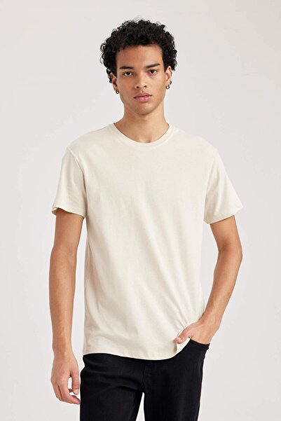 DeFacto %100 Pamuk Slim Fit Dar Kesim Bisiklet Yaka Basic Düz Kısa Kollu Tişört B0653AXNS