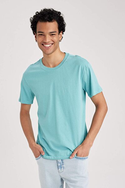 DeFacto %100 Pamuk Slim Fit Dar Kesim Bisiklet Yaka Basic Düz Kısa Kollu Tişört B0653AXNS
