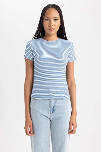 DeFacto Slim Fit Tight Fit Crew Neck Short Sleeve T-Shirt B0645Axns