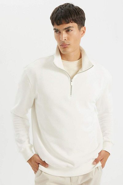 DeFacto Comfort Regular Fit Comfortable Fit Zippered Stand Collar Basic Plain Sweatshirt X7405Az23Au