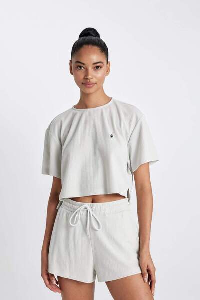 DeFacto Defactofit Cropped Fit Crew Neck Sports Rib Short Sleeve T-Shirt A9916Ax23Hs