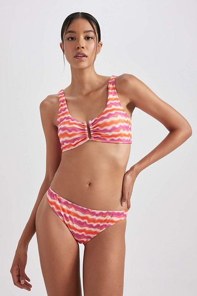 DeFacto Fall in Love Regular Fit Patterned Bikini Bottom A9239Ax23Hs