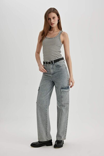 DeFacto Slim Fit Slim Fit ριγέ στρογγυλή λαιμόκοψη Καμισόλα Μονόχρωμη A8590AX23SM