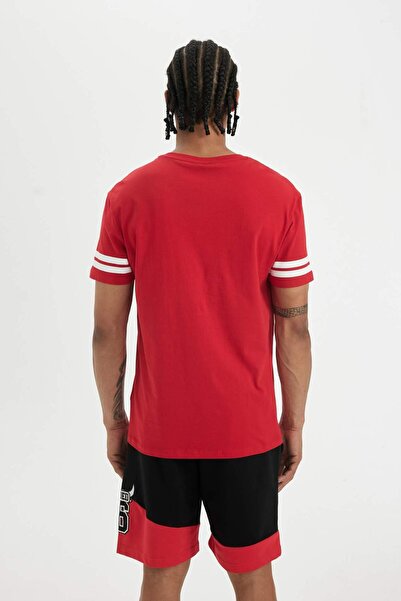 DeFacto DeFactoFit NBA Chicago Bulls Standart Fit Bisiklet Yaka Kısa Kollu %100 Pamuk Tişört A1995AX23SM