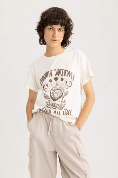 DeFacto تي شيرت قطني 100% بأكمام قصيرة وياقة دائرية وطبعة عادية B1014AX23HS