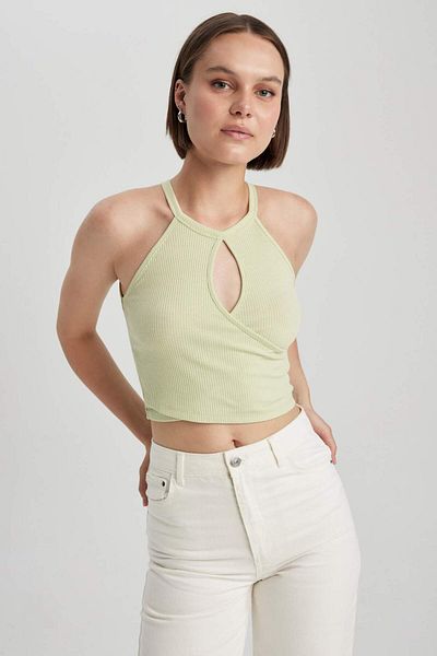 DeFacto Fitted Halter Neck Camisole Crop Basic Undershirt Y7688Az23Sm