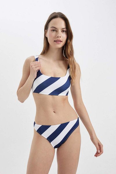 DeFacto Regular Fit Смугасті бікіні-трусики - Fall in Love A9455AX23HS