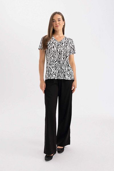DeFacto Regular Fit V Neck Zebra Pattern Short Sleeve T-Shirt Z6456Az23Sp