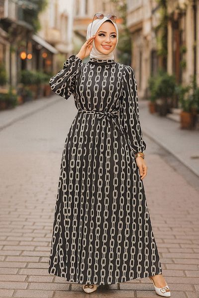 Neva Style Черна рокля с шарки и хиджаб - 23422S