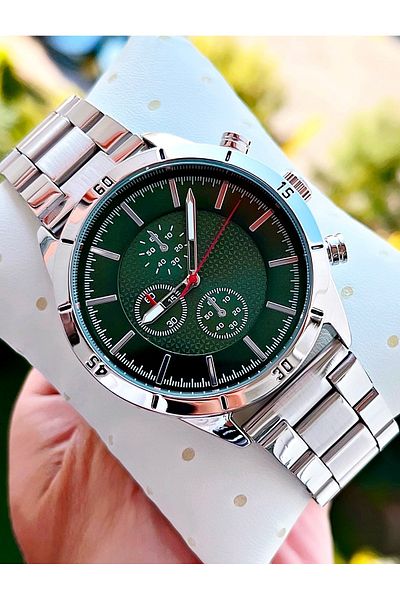 Weluxa Silver Color Green Dial Men's Wristwatch