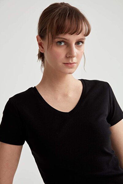 DeFacto Slim Fit V Yaka Basic Kısa Kollu %100 Pamuk Tişört I1080AZ21SP