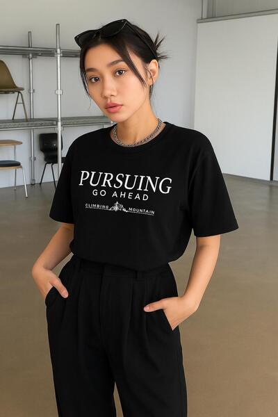 E-ROMA تي شيرت مطبوع كبير الحجم للجنسين من PURSUING