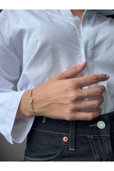 Ressia Round Stone Elevator Bracelet