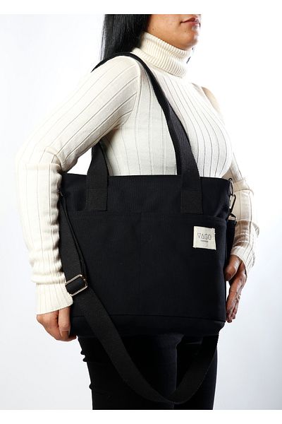 VAGO COLLECTION College Style Tote Bag