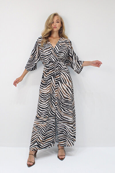 VAGGON Women's Caramel-Black Double Breasted Collar Elastic Waist Bat Sleeve Slit Detailed Maxi Dress Vs00220