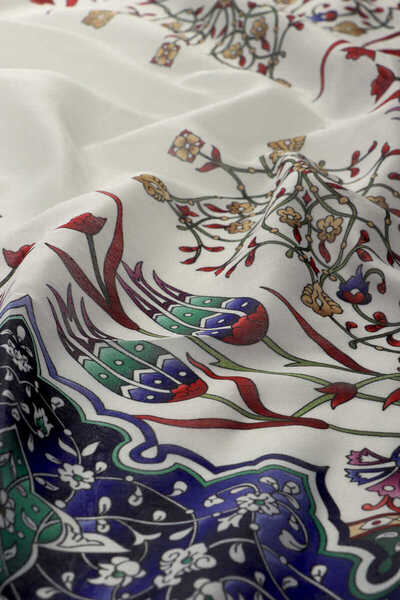 Bursa İpek Soft Burgundy Scarf - Candlestick with Tulip Pattern