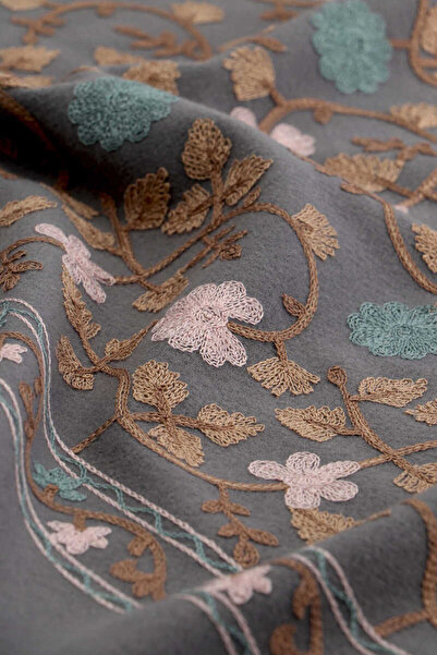 Bursa İpek Gray Embroidered Winter Shawl