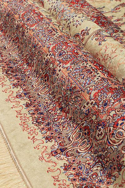 Bursa İpek Cream Velvet Rug Prayer Rug