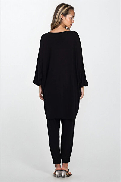 VAGGON Γυναικείο μαύρο κοστούμι βισκόζης με λαιμόκοψη και ελαστικά πόδια Vs00280