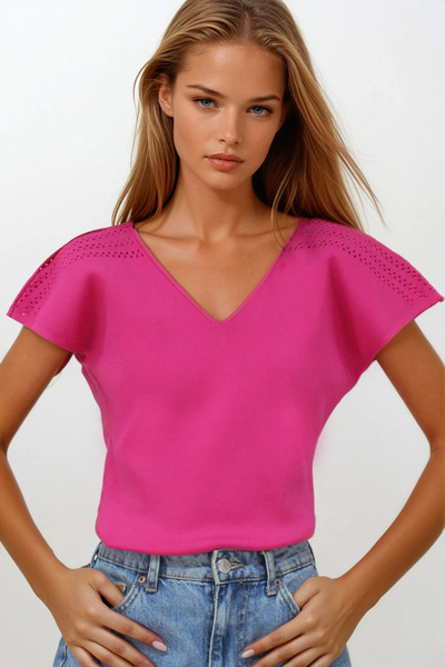VAGGON Γυναικεία φούξια διάτρητη μπλούζα πλεκτή με λεπτομέρεια με σχισμές Vs00264
