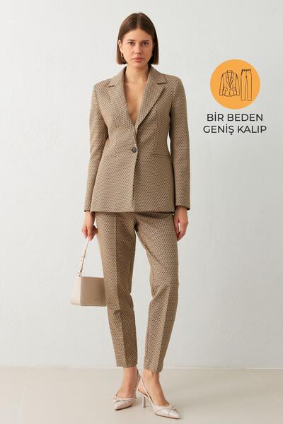 Setre Vizon Ekose Desenli Tek Düğmeli Ceket Geniş Kalıp Pantolonlu Takım