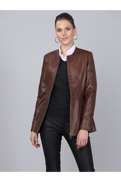 Basics&More سترة جلدية كستنائية للنساء Bm03