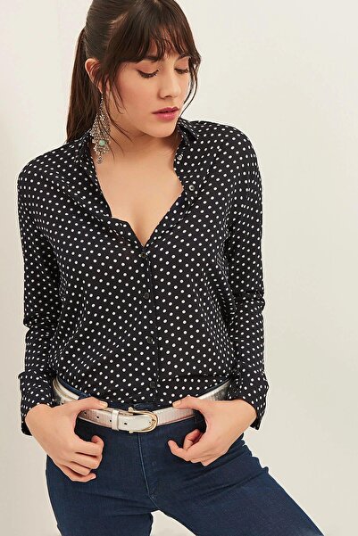 NEW LAVİVA Cămașă cu mânecă lungă cu buline, albastru bleumarin, pentru femei, cu croiala normală, mărime standard