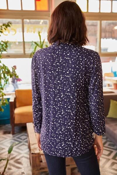 NEW LAVİVA Жіноча синя двоколірна сорочка з довгими рукавами, прямий крій, стандартна довжина