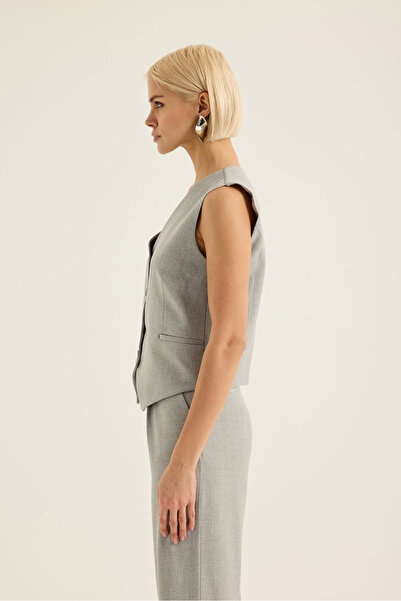 SEVİLEN V-Neck Buttoned Vest