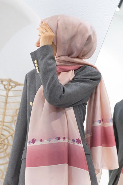 Vissona 100% Silk Floral Patterned Powder Colored 92X210 Shawl