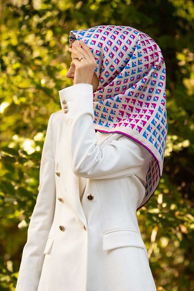 Vissona Geometric Patterned Saks Fuchsia 90X90 Twill Silk Scarf - Hand Stitched