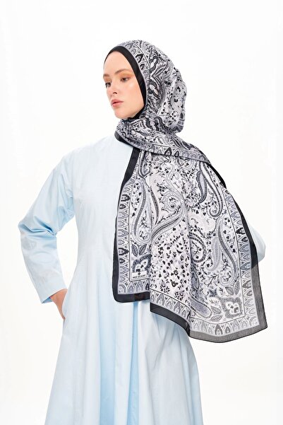 MOISCARF Royal Tangle Refined Jan Jan Ethnic Patterned Shawl Gray