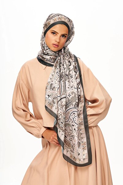 MOISCARF Royal Tangle Refined Jan Jan Ethnic Patterned Shawl Dark Brown