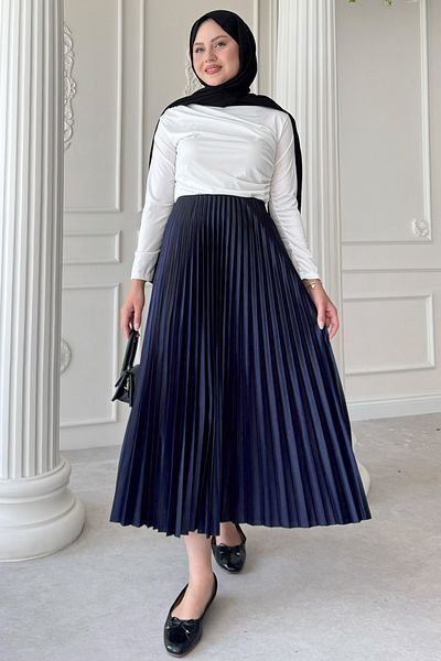 InStyle Pleated Navy Blue Skirt
