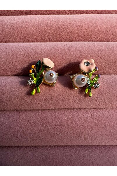 Mutenaura Vip Enamel Art Earrings