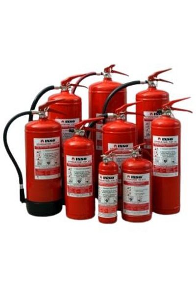 Universal INSO car powder extinguisher, model P6, capacity 6 kg, equipped with pressure gauge.