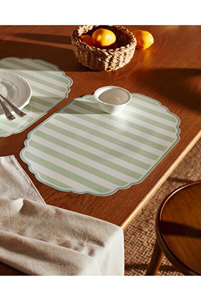 Madame Coco Emilie Amerikan Servis