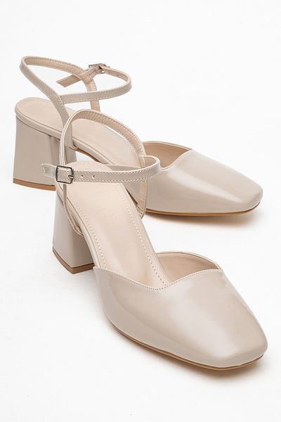 Ataköy Ayakkabı Women's Open Back Thick Heel Shoes