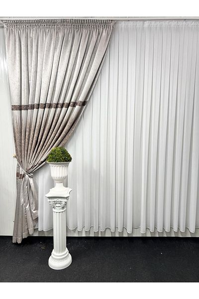 Metropolitan Concept Bolt drapery, worked on 10 cm wide rejansa