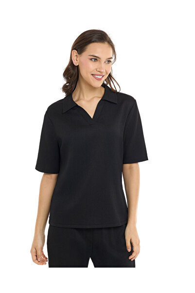R&B Textured Collared Top with Short Sleeves