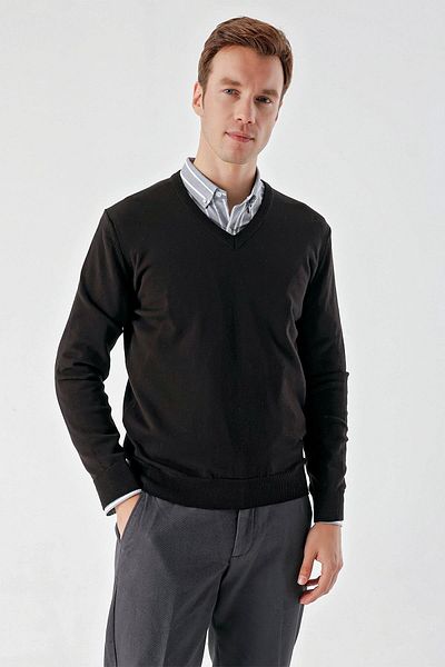 Morven Men's Black Basic V-Neck Dynamic Fit Comfortable Cut Knitwear