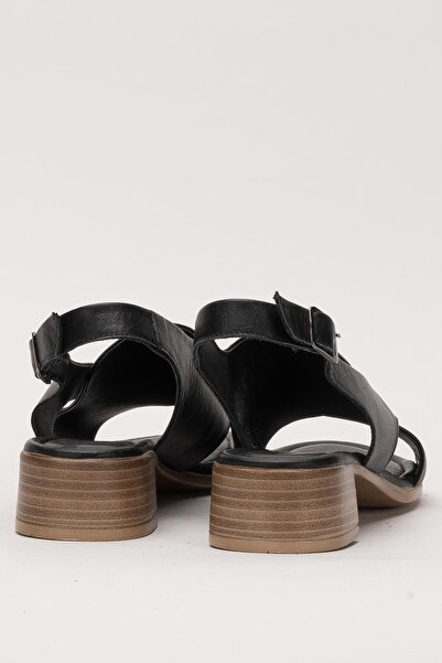 DİVA Μαύρο Δερμάτινο με χαμηλό τακούνι Γυναικείο Καθημερινό Σανδάλια