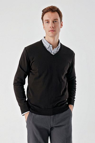 Morven Men's Black Basic V-Neck Dynamic Fit Comfortable Cut Knitwear