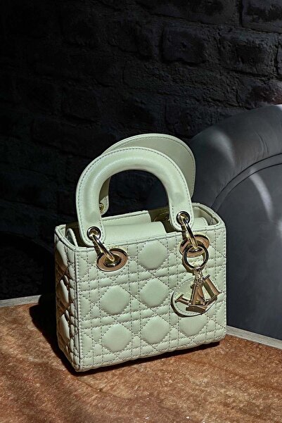 Levidor Yeşil Kare Gold Zincir Detaylı El Çantası