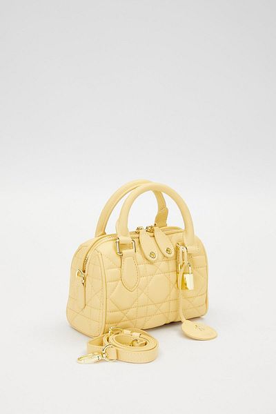 Levidor Yellow Lock Accessory Detailed Handbag