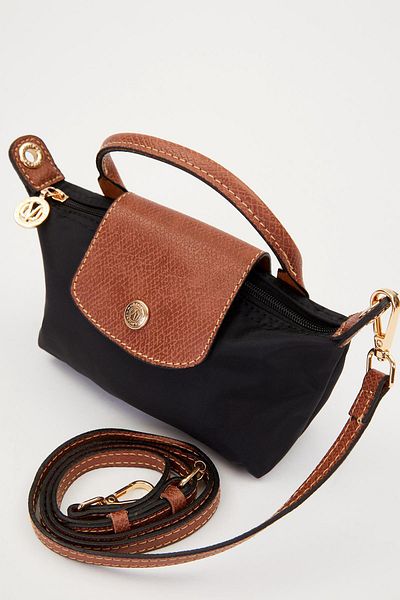 Levidor Black Leather Cover Detailed Handbag