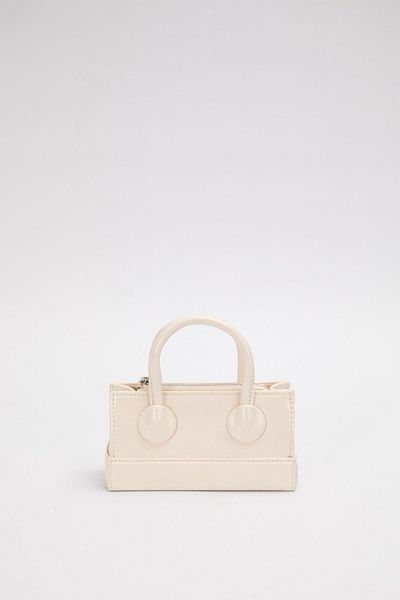Levidor Cream Adjustable Lock Detailed Handbag