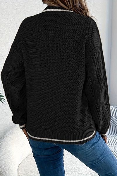 TRQOM Women's Striped V-Neck Knitted Patterned Sweater Black