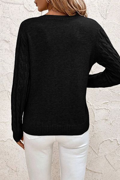 TRQOM Women's Hair Braided V-Neck Black Sweater